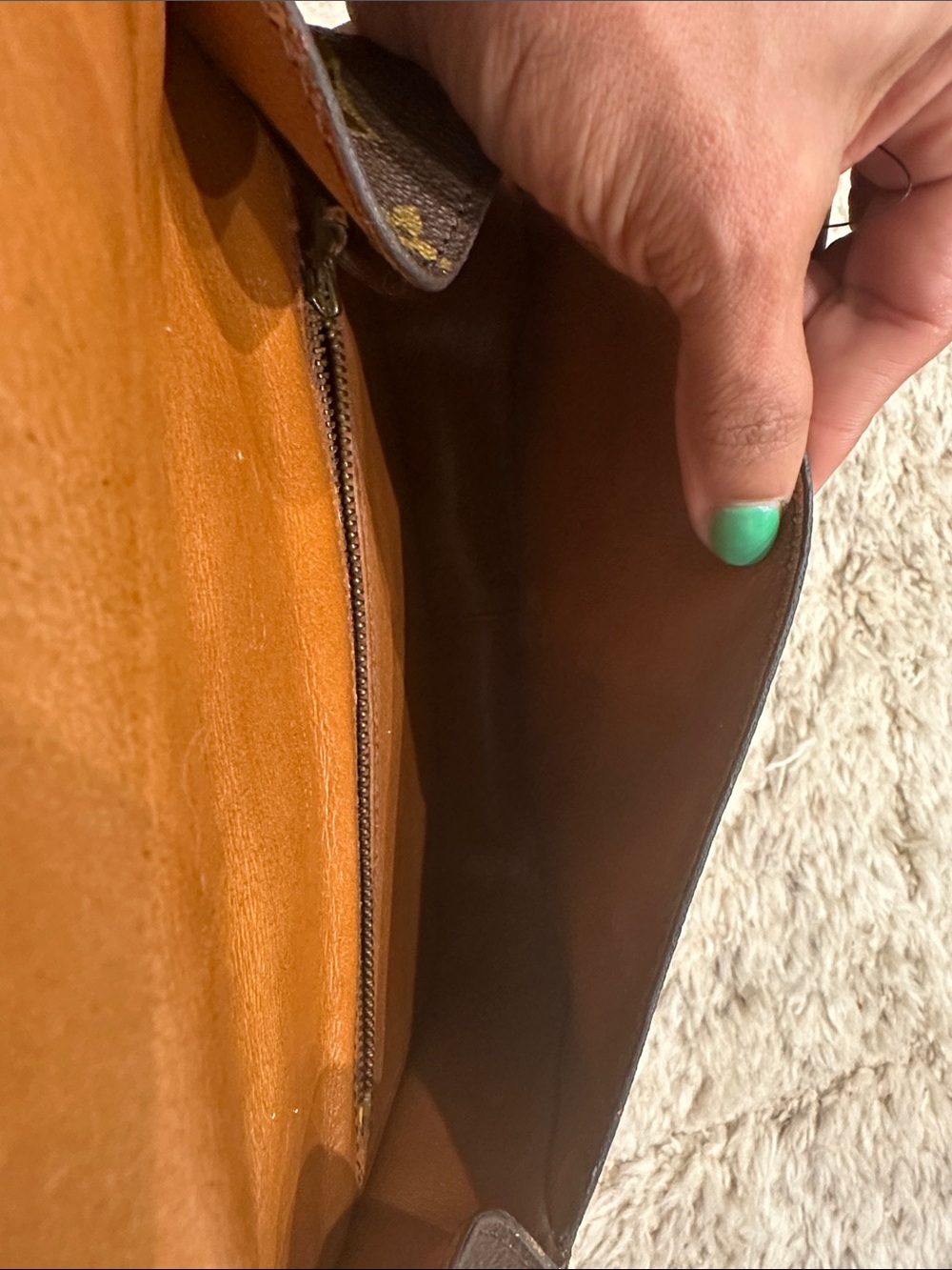 Louis Vuitton Brown Monogram Crossbody with Tan Trim - Picture 6 of 10